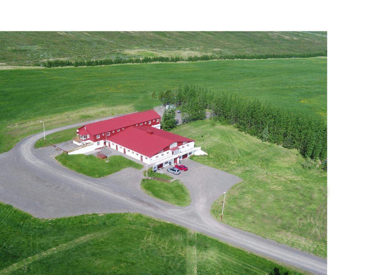 Narfastadir Guesthouse Laugar  Exterior photo