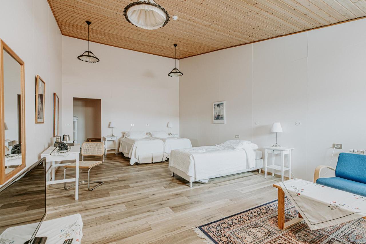 Narfastadir Guesthouse Laugar  Exterior photo